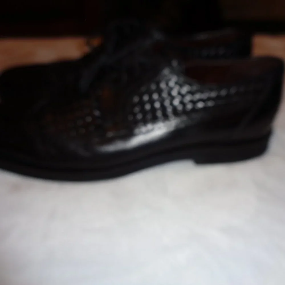 E.T. Wright Men's Size 10.5 Narrow Black Shoes